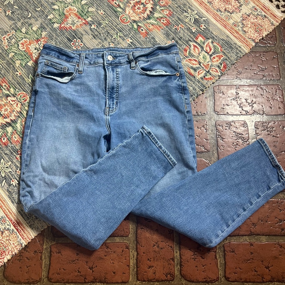 Old Navy high rise O.G. straight rescue denim jeans